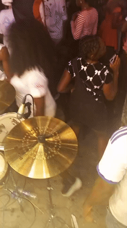 Live music performance draws crowds in Lokoja, Nigeria