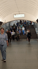 Morning commuters traverse Moscow Metro's Chistye Prudy station