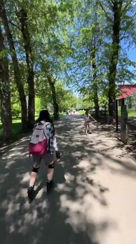 Early morning recreational activities captured in Krasnoyarsk parks