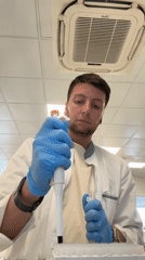 Lab worker conducts experiments in Moscow medical facility