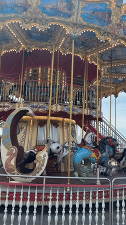 Leisure scenes documented along Sochi's seaside promenade May 7