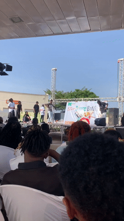 Outdoor dance battle draws crowd in Katon Rikkos, Nigeria