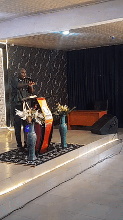 Religious speakers address congregation in Jos, Nigeria