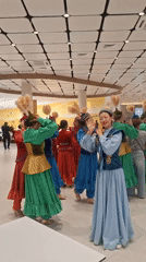 Traditional dance and live singing at a Kokshetau mall event