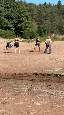 Summer day at Zelenaya Roshcha: beach fun and garden blooms