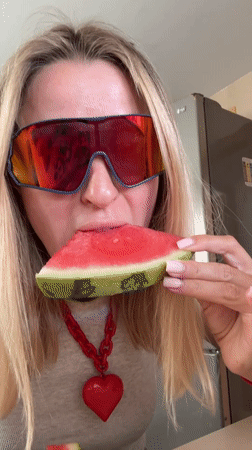 Lazy Valencia afternoon with watermelon and mirror selfies