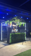 Evening at Howayi nightclub captured in 30 memories