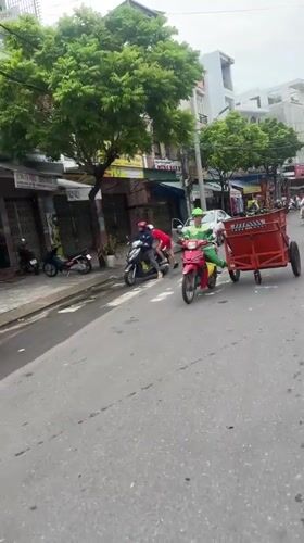 Morning street life documented across Nha Trang Ward, Vietnam