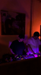 DJ performance draws crowd at Tel Aviv nightclub