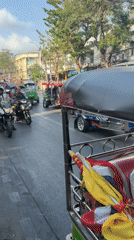 Tuk-tuk convoy spotted carrying passengers through Bangkok streets