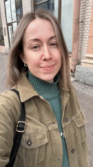 Walking tour documents Saint Petersburg's historic architecture and streets