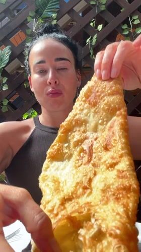 Snacking and selfies at a Sochi outdoor terrace