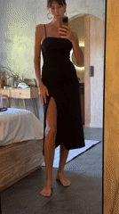 Black midi dress, mirror selfies and outdoor shots in North Kuta