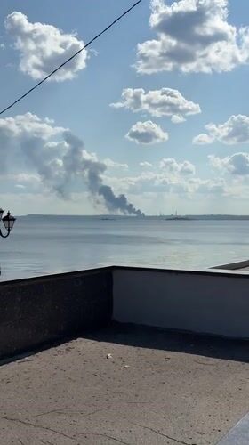 Volga riverfront views in Saratov, smoke on the horizon