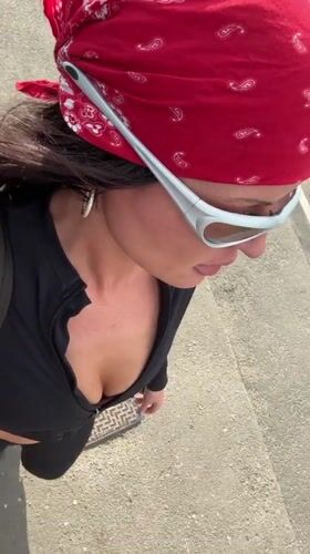 Woman in red bandana photographed multiple times in Sevenoaks