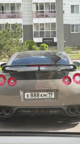 Two Nissan GT-Rs spotted parked in Abakan, Russia
