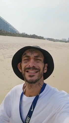 Man documents morning beach scenes in Bac Cam Ranh Ward
