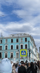 Saint Petersburg street life documented across eight minutes