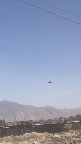 Fighter jet spotted over Quetta City during morning hours