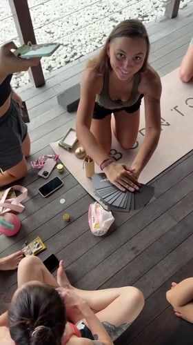 Women's yoga session held at wellness retreat in Mengwi