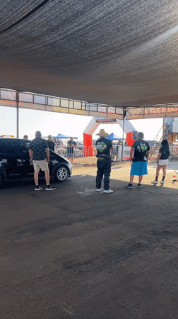 Car enthusiasts hold drag racing, audio competition in Arica