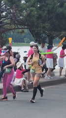 Road race with carrot-carrying runners held in Da Lat