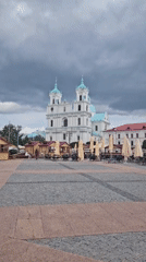 A morning walk through Hrodna's historic center and riverfront