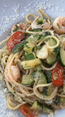 Lunch documented at Bad Kreuznach restaurant, spaghetti with seafood