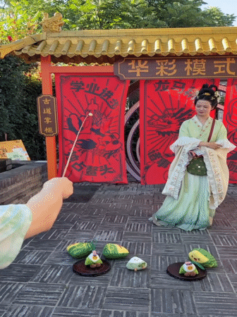 Hanfu and heritage street culture in Shijingshan District, Beijing