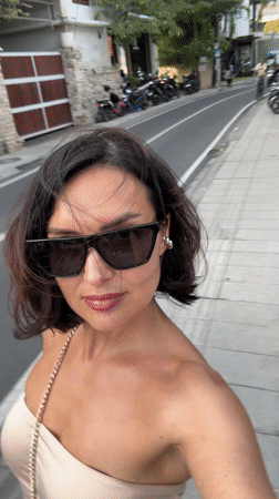 Woman films herself, visits laundromat in North Kuta