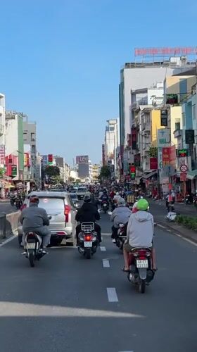 Ordinary morning scenes documented in Ho Chi Minh City