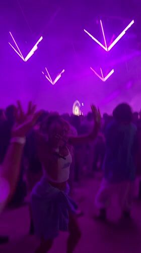 Early morning concert draws dancing crowd in Indio