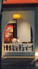 Everyday moments captured in North Kuta dining and delivery scenes