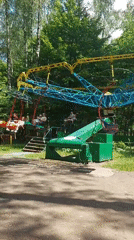 Families enjoy sunny day at Ternopil amusement park