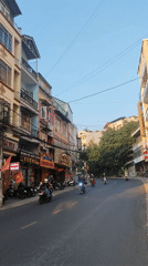 Morning street life documented across Da Lat, Vietnam districts