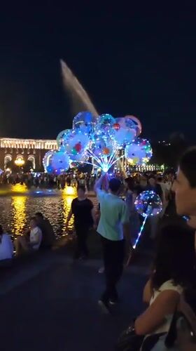 Evening fountain show draws crowds at Yerevan's Republic Square