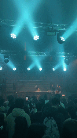Live rap performance draws crowds in Saint Petersburg venue