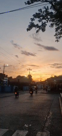 Sunset documented in Tinaquillo, Venezuela residential area