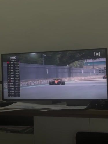 F1 wet race broadcast viewed on TV in Turin