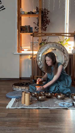 Sound healing session documented in Abakan, Russia