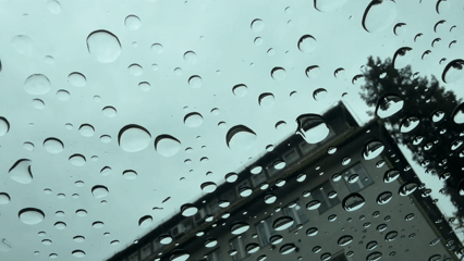 Traffic jam hits Târgu Mureș during morning rain