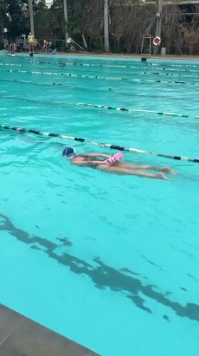 Morning swimming and cooking activities recorded in Nha Trang