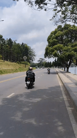 Tourist captures lakeside scenes in Da Lat, Vietnam