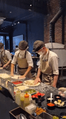 Morning rush at wood-fired pizzeria in Đà Nẵng