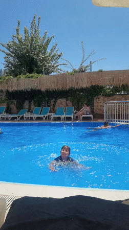 Lazy poolside afternoon at an Alanya resort