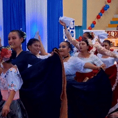 Traditional dance performance by women and girls in Miraflores