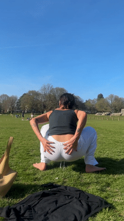 Solo wine picnic observed in Tunbridge Wells park