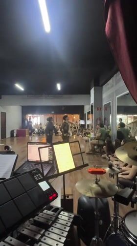 Studio rehearsal and gym activity in San Bernardino Tlaxcalancingo