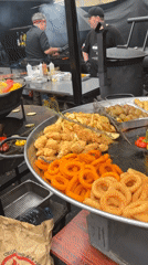 Culinary festival draws crowds to Saint Petersburg park