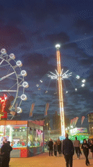 Evening carnival draws crowds to Barcelona fairgrounds